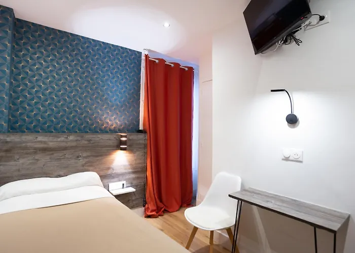 Hotel Leonard De Vinci 75011 Parigi